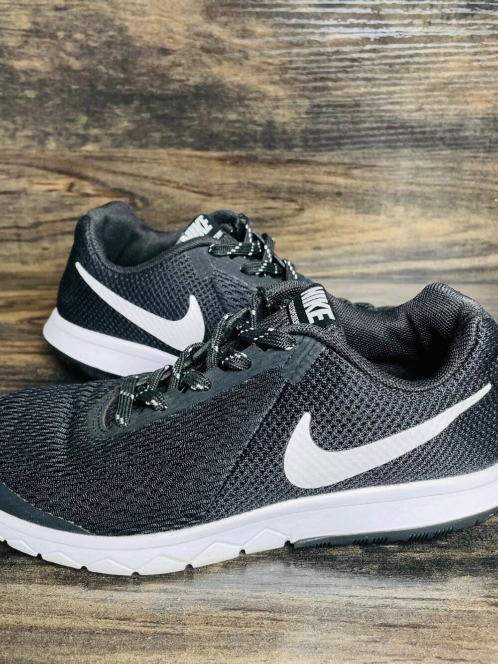 Nike Flex Experience RN Black Performance Sneakers Women's Size US 5 844729-001